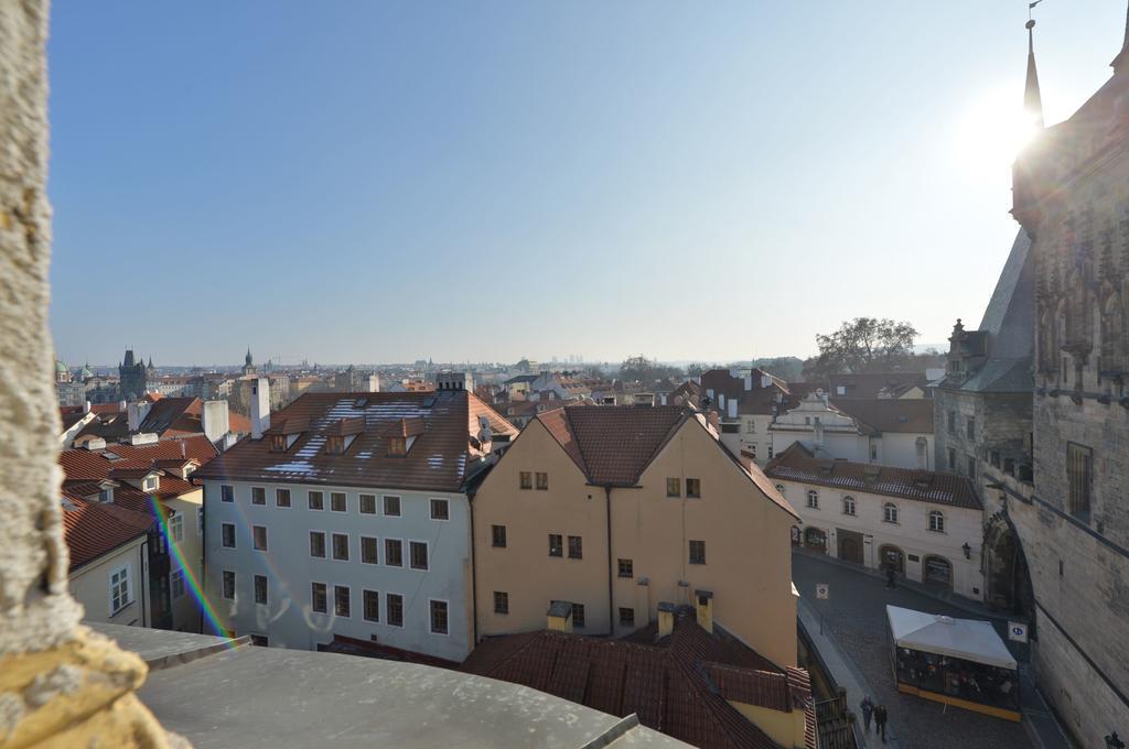 Amazing Charles Bridge Daire *